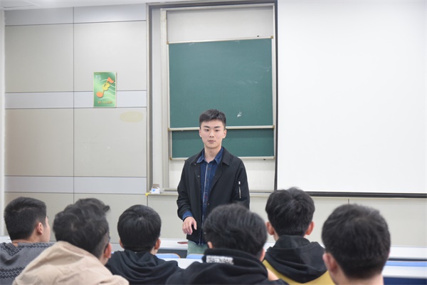 DSC_0783.JPG DSC_0783.JPG