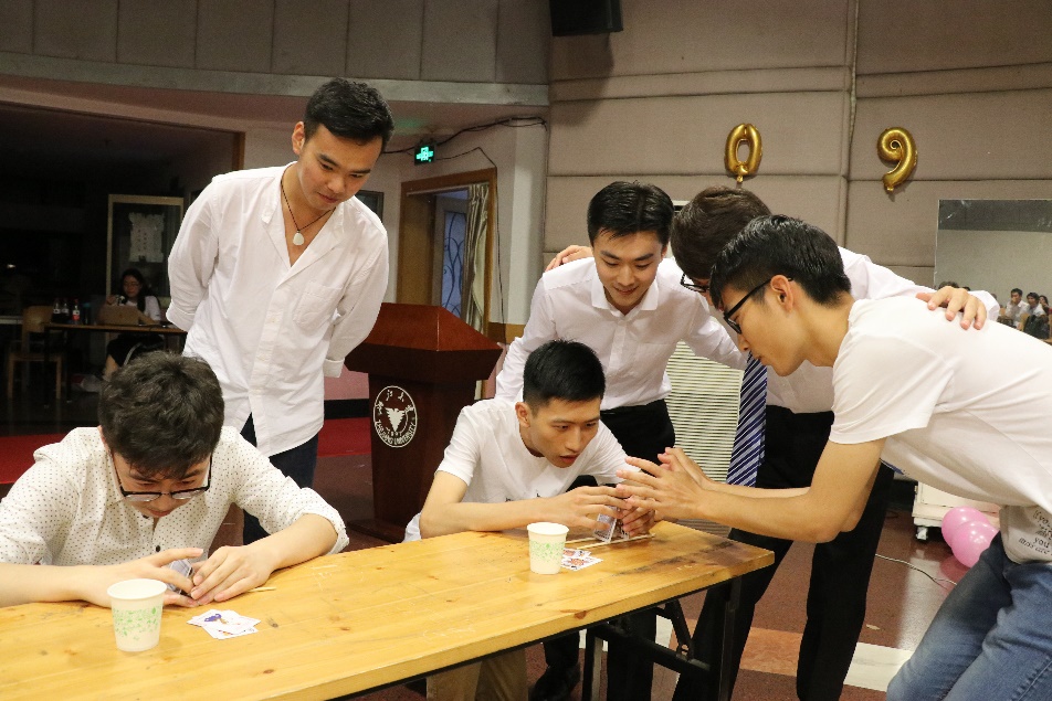 clip_image011.jpg clip_image011.jpg